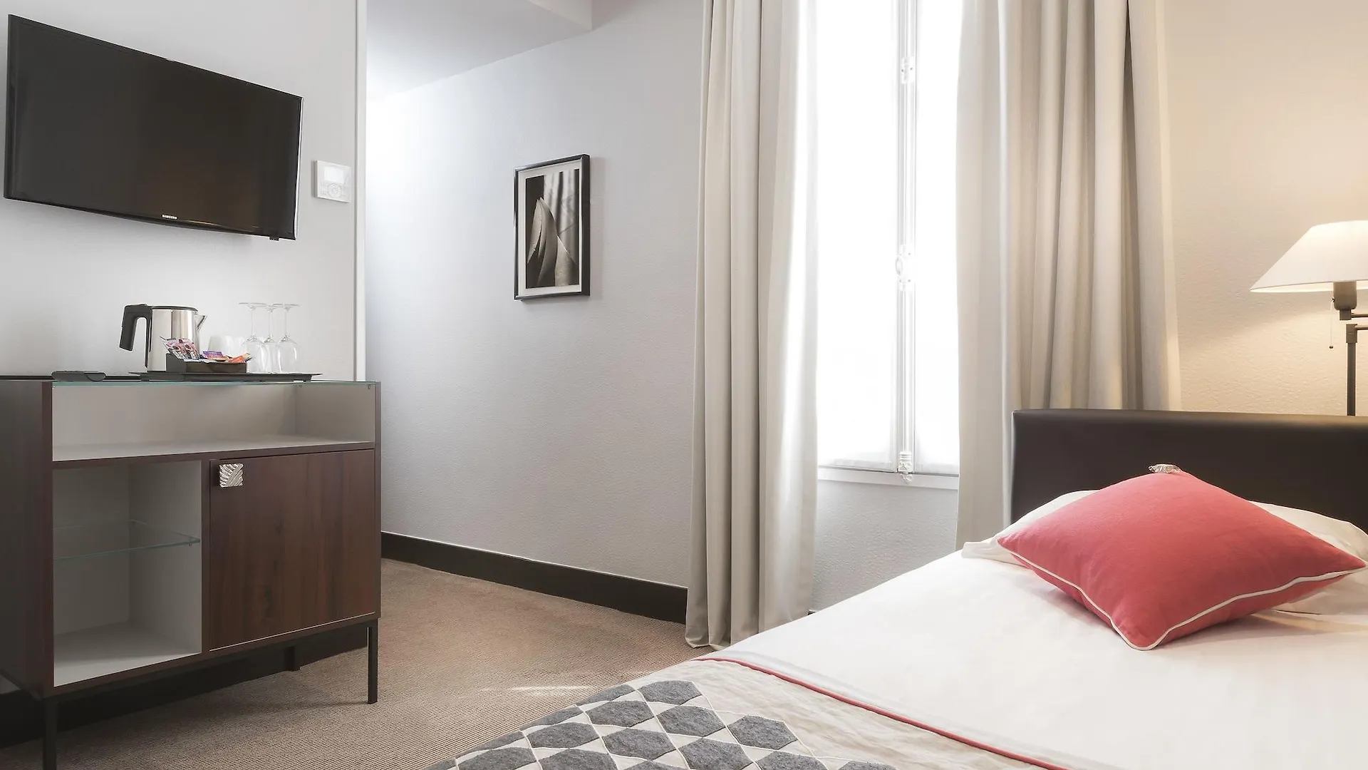 Montfleuri Hotel Paris